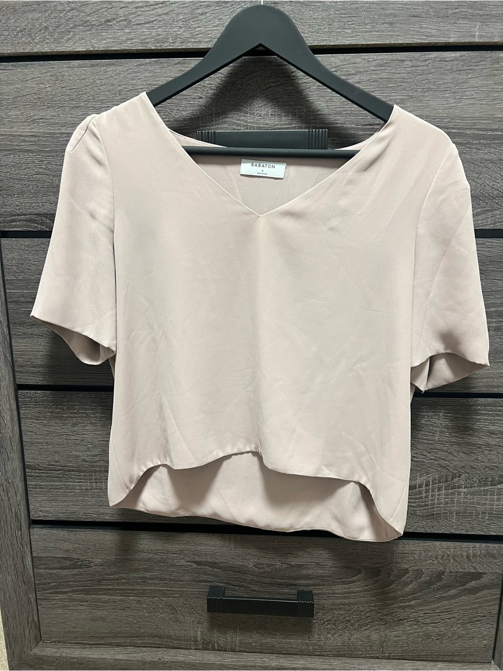 Babaton Murphy Short Sleeve Blouse